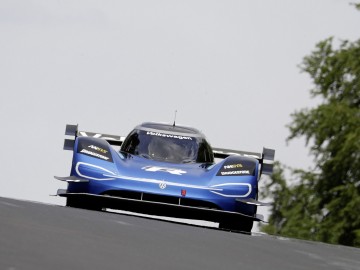 Volkswagen ID.R z nowym rekordem toru N&uuml;rburgring